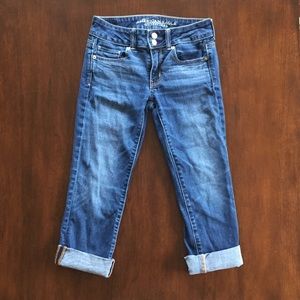 Size 0 Cropped Blue Jeans
